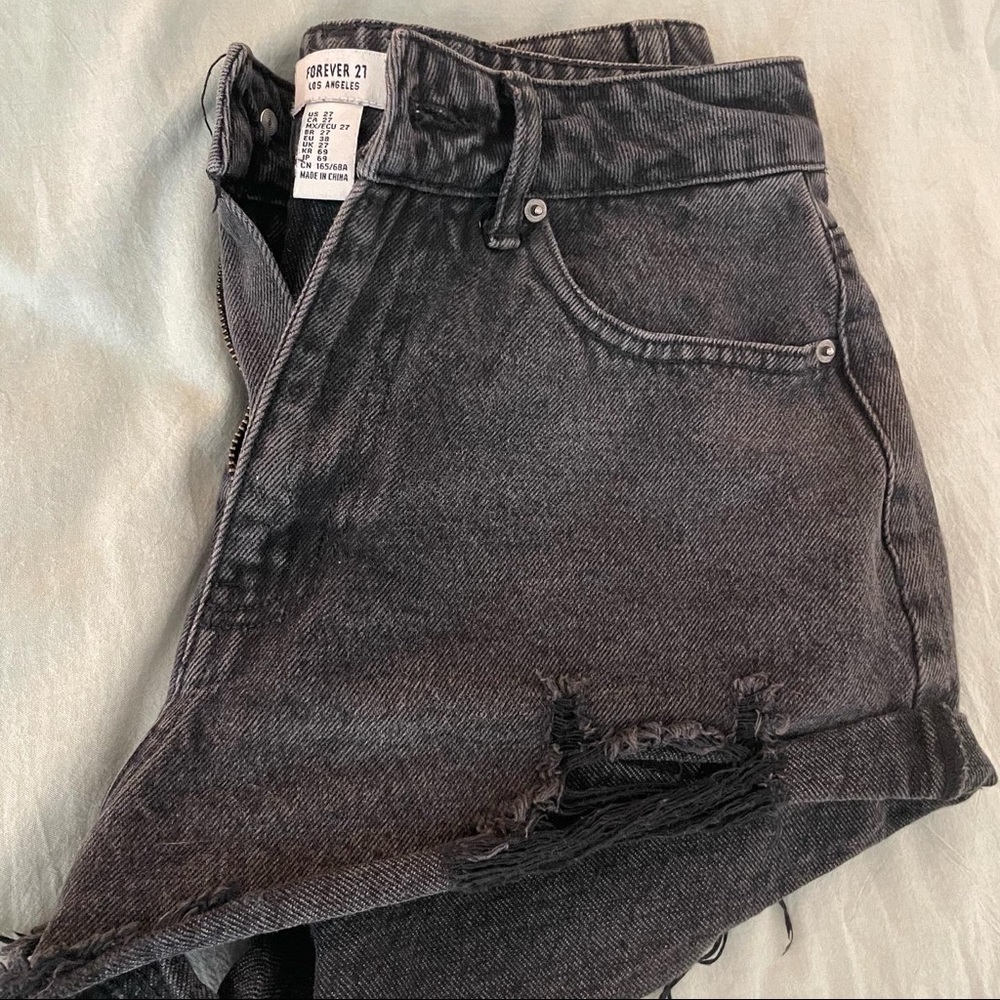 Forever 21 black denim ripped shorts